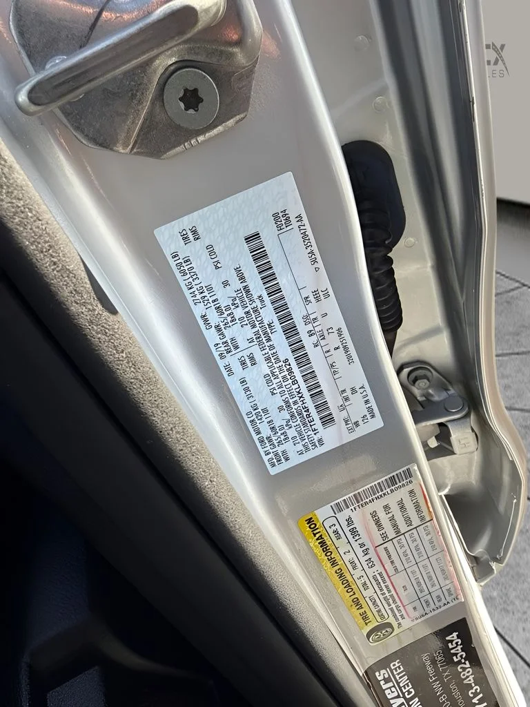 Used 2019 Silver Ford Lariat image 34