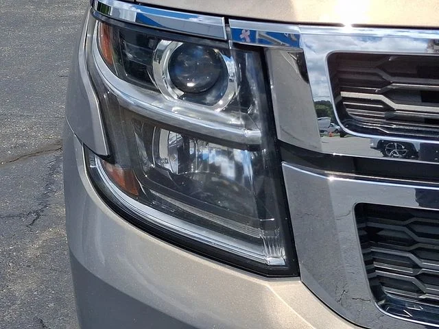 Used 2017 Gray Chevrolet LT image 10