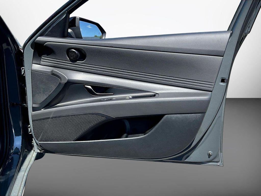New 2026 Gray Hyundai SEL Sport image 29