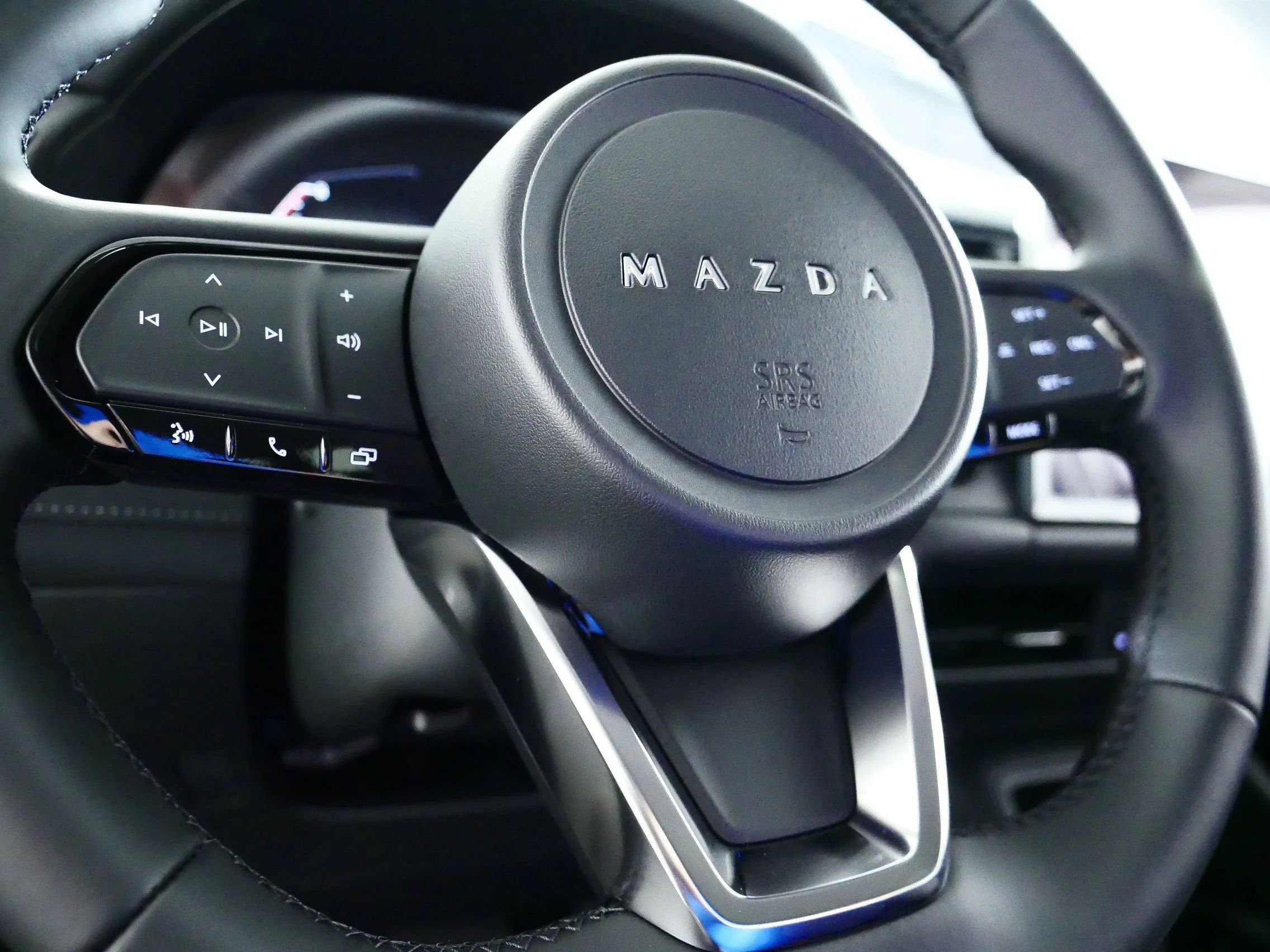 New 2026 Jet Black Mica Mazda 2.5 S Preferred image 8