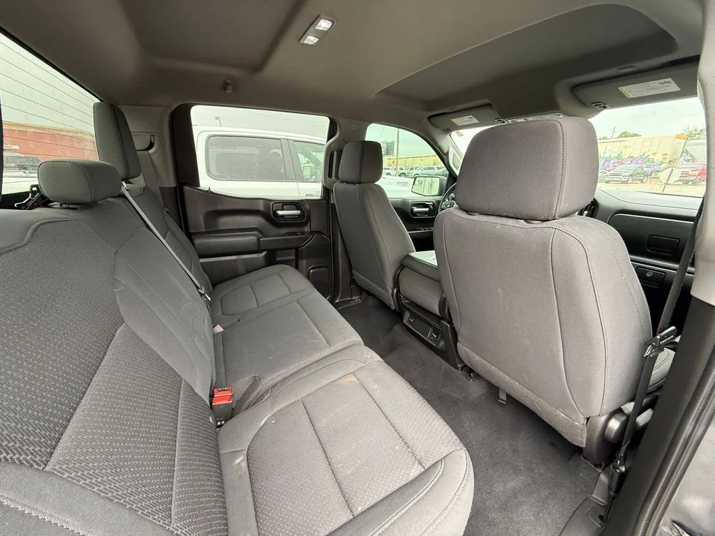 Used 2020 Gray Chevrolet Custom image 19