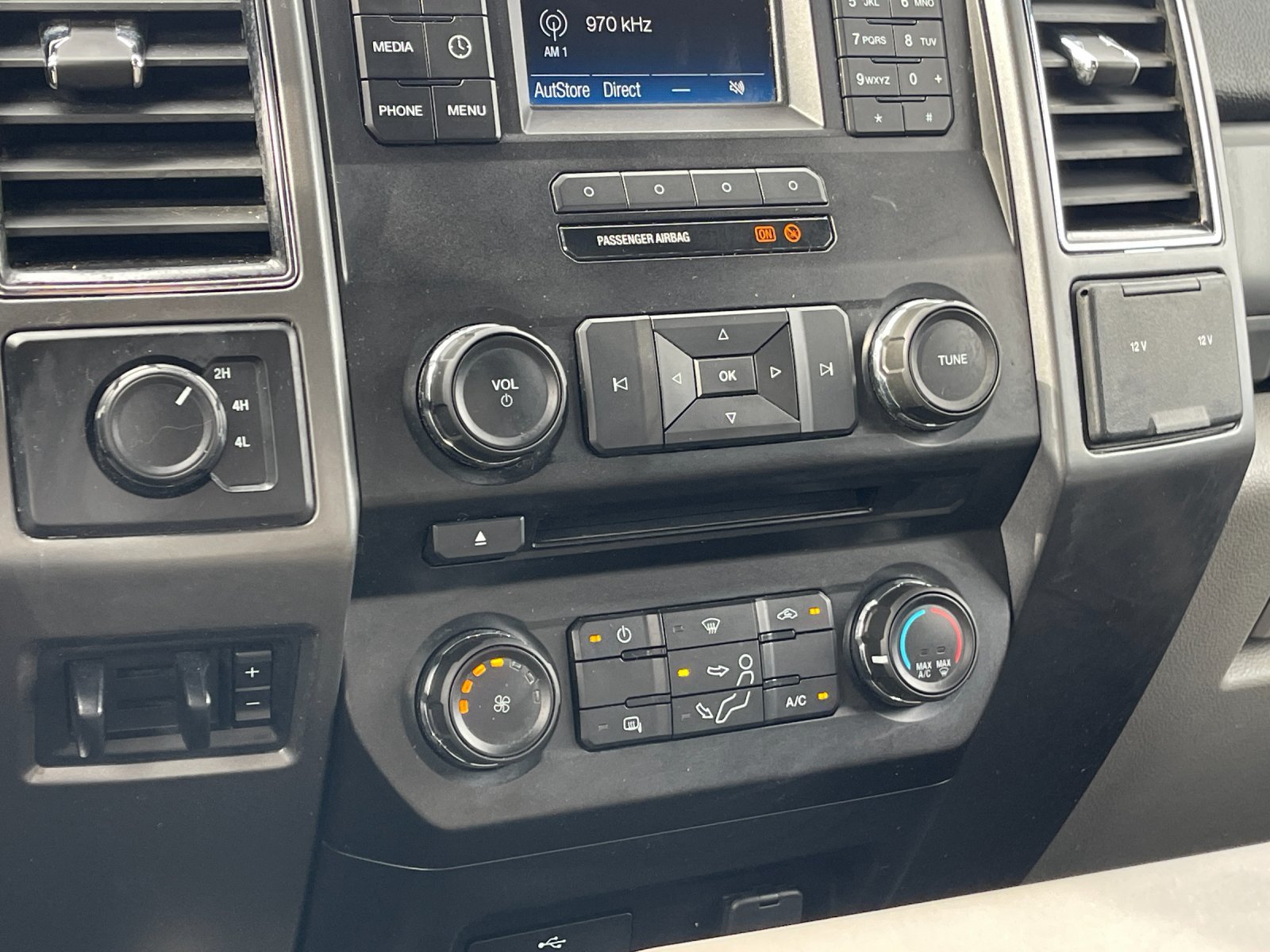 Used 2018 Magnetic Ford XLT image 21