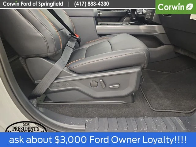 New 2026 Avalanche Ford F-250® Lariat® image 14