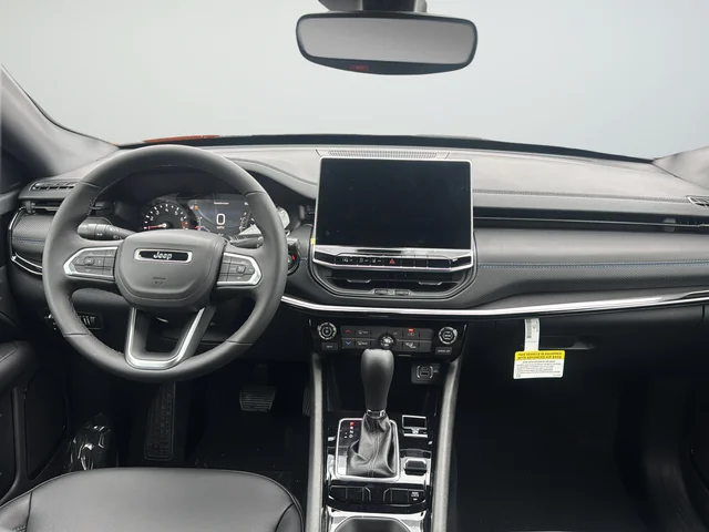 New 2026 Joose (DISC) Jeep Latitude image 12