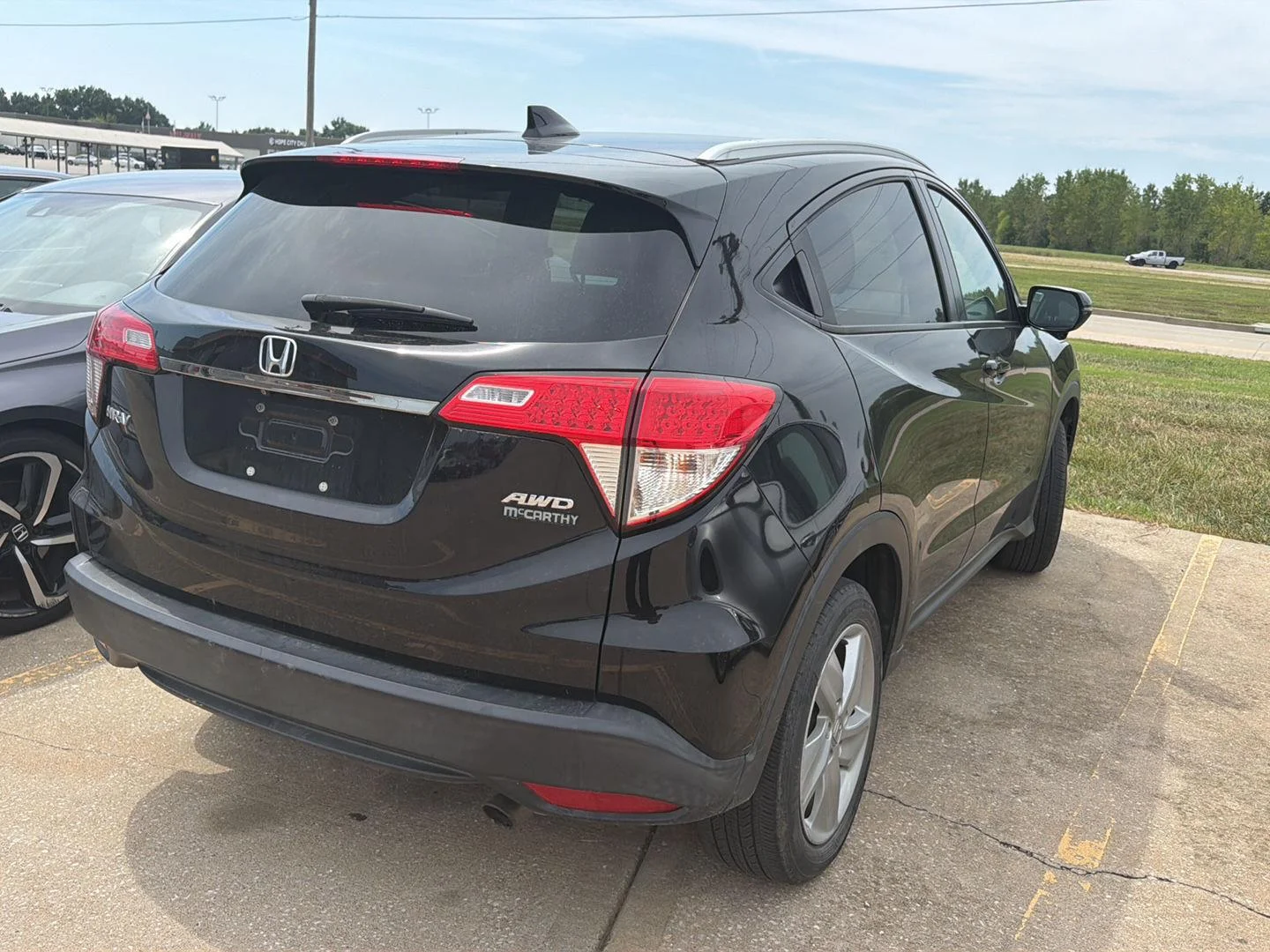 Used 2019 Crystal Black Pearl Honda EX image 4