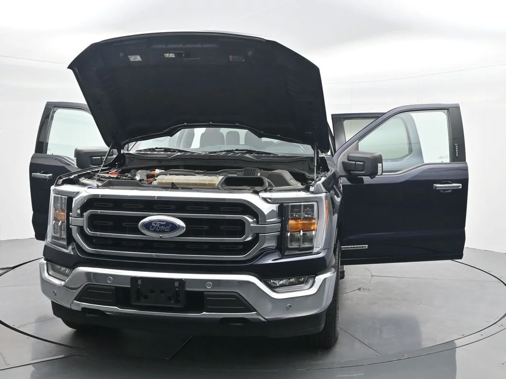 Certified Used 2022 Blue Metallic Ford XLT image 42