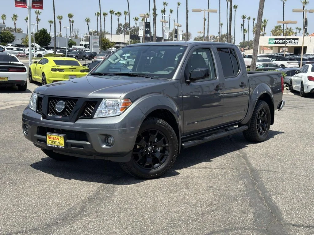 2021 Nissan Frontier SV Crew Cab 4X2 SWB's photo