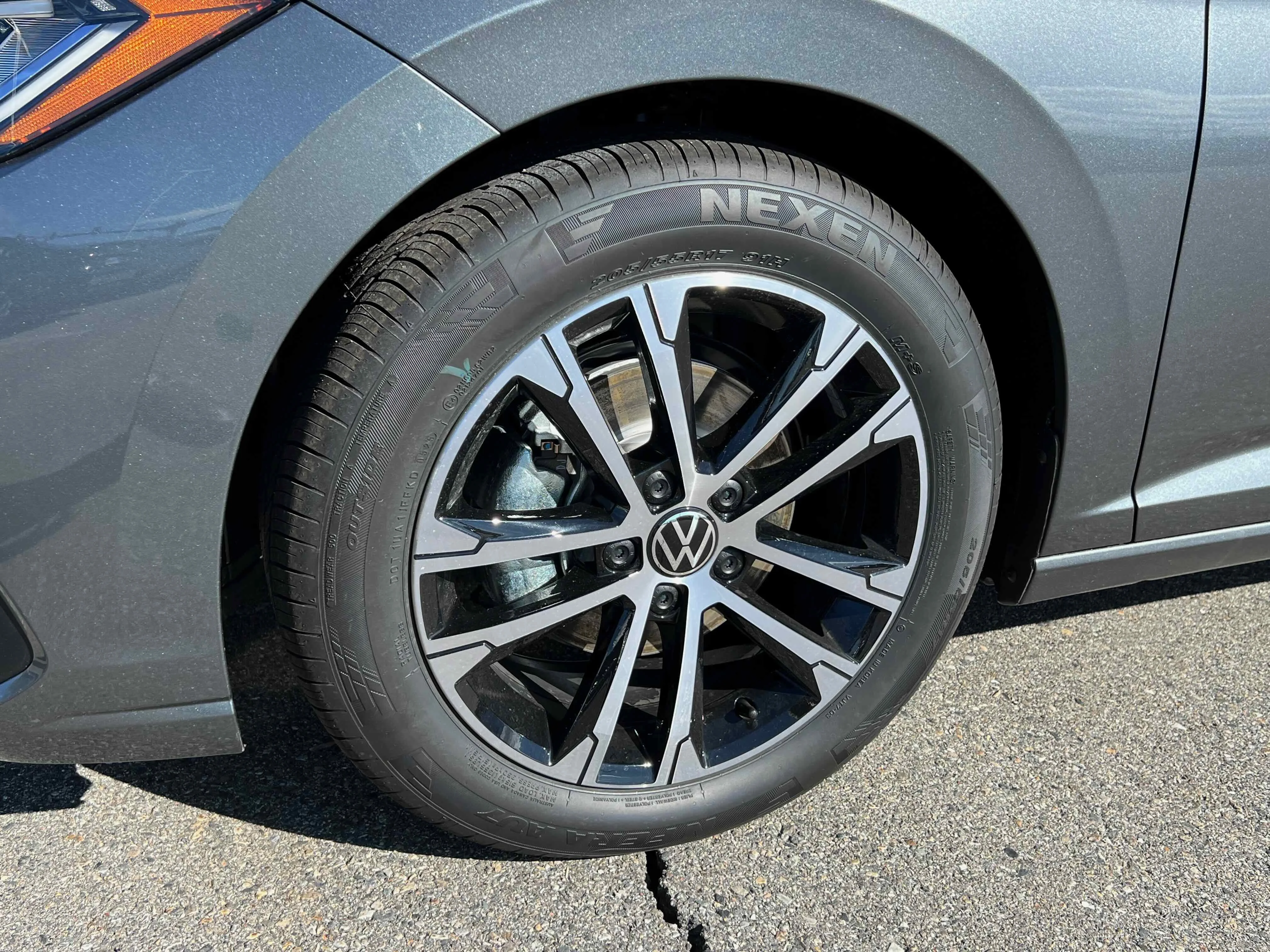 New 2026 Platinum Gray Volkswagen Sport image 10