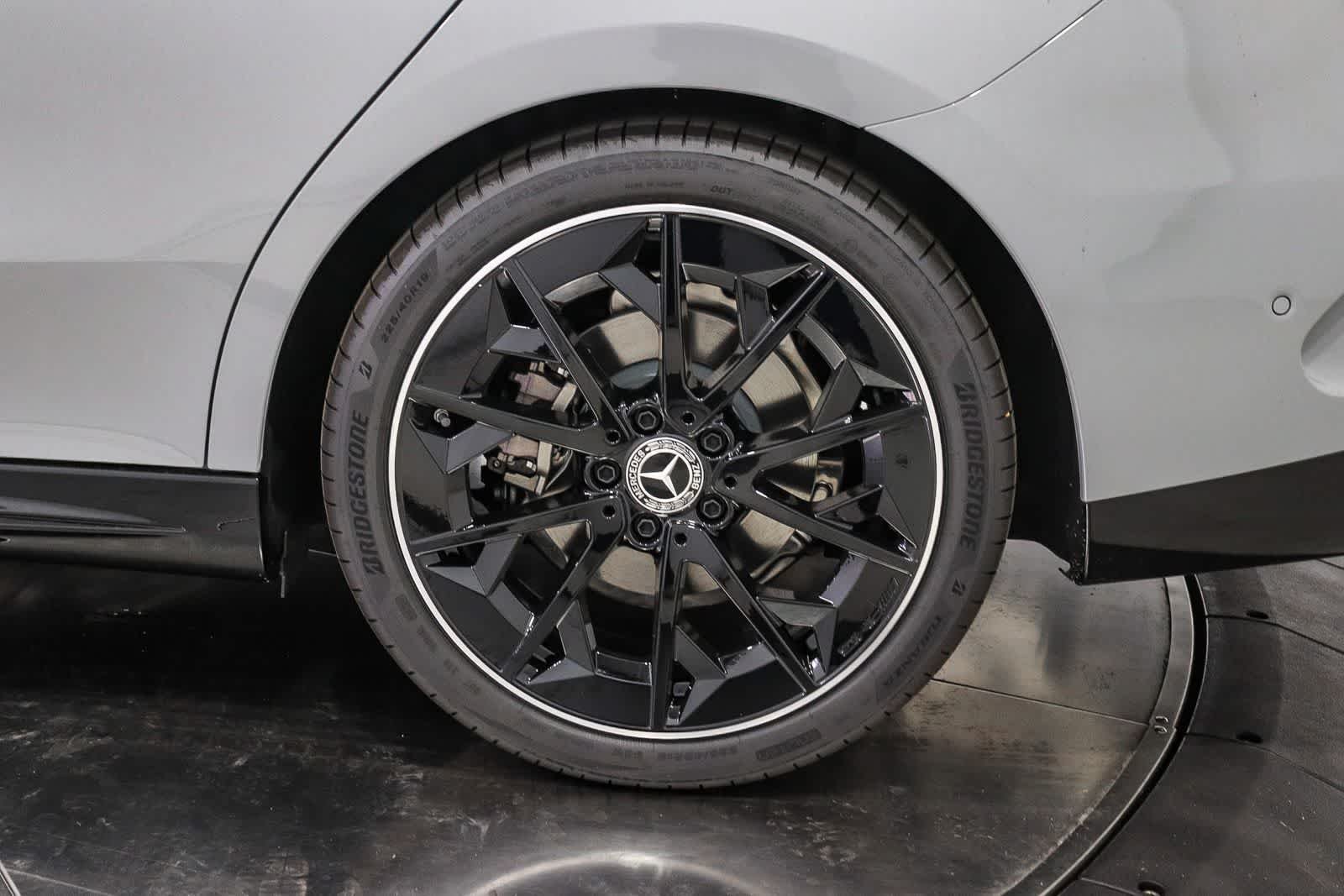 New 2027 MANUFAKTUR Alpine Grey Mercedes-Benz CLA 220 Hybrid image 10
