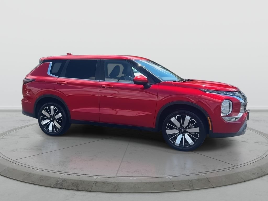 2026 Mitsubishi Outlander SE - Photo 8