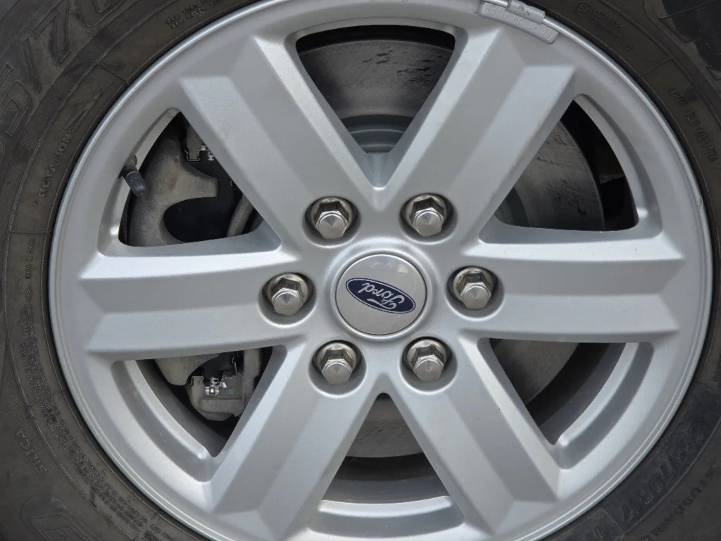 Certified Used 2023 Oxford White Ford XLT image 17