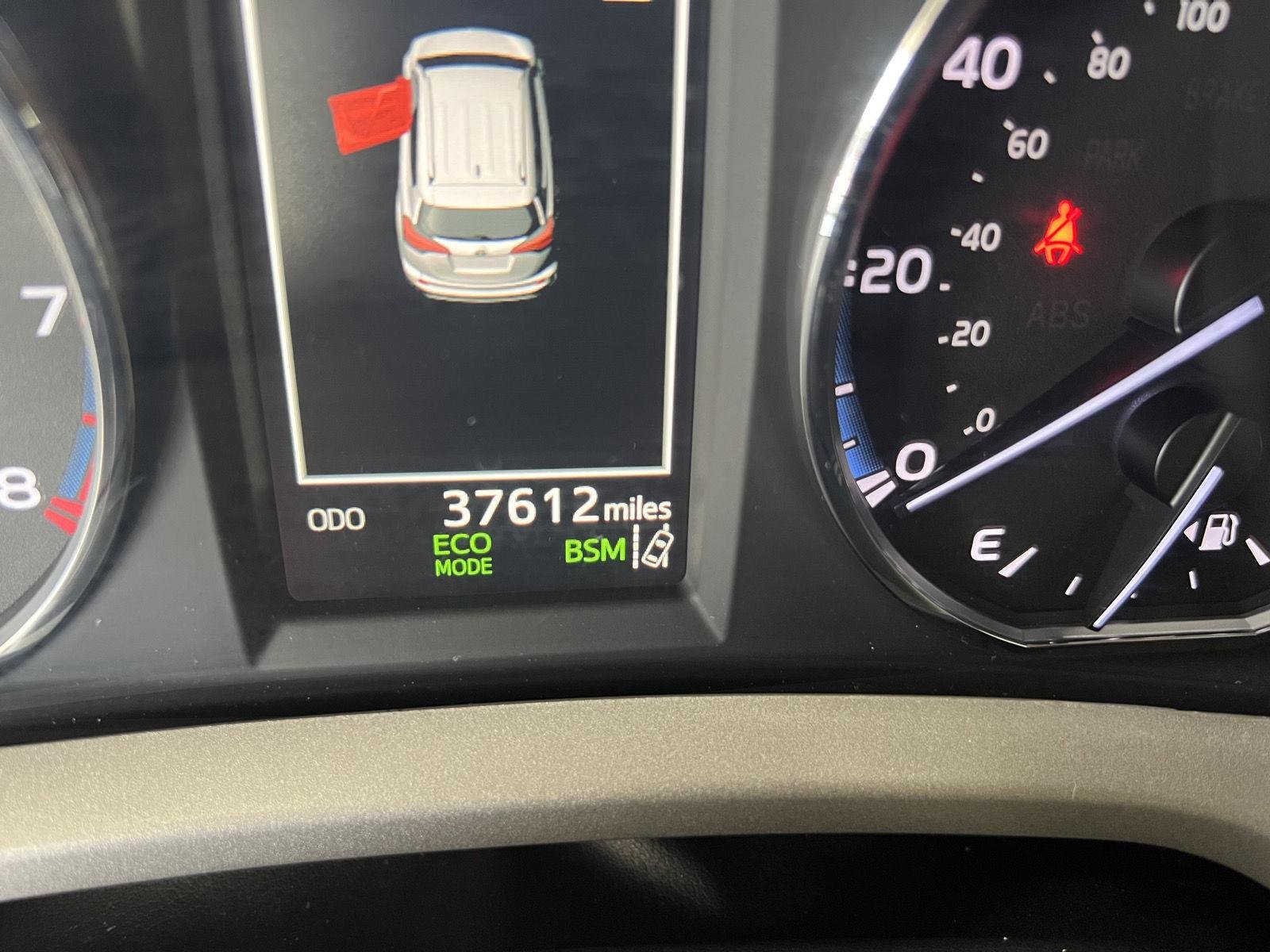 Used 2018 Galactic Aqua Mica Toyota Limited image 19