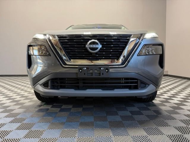 Used 2023 Gun Metallic Nissan S image 3