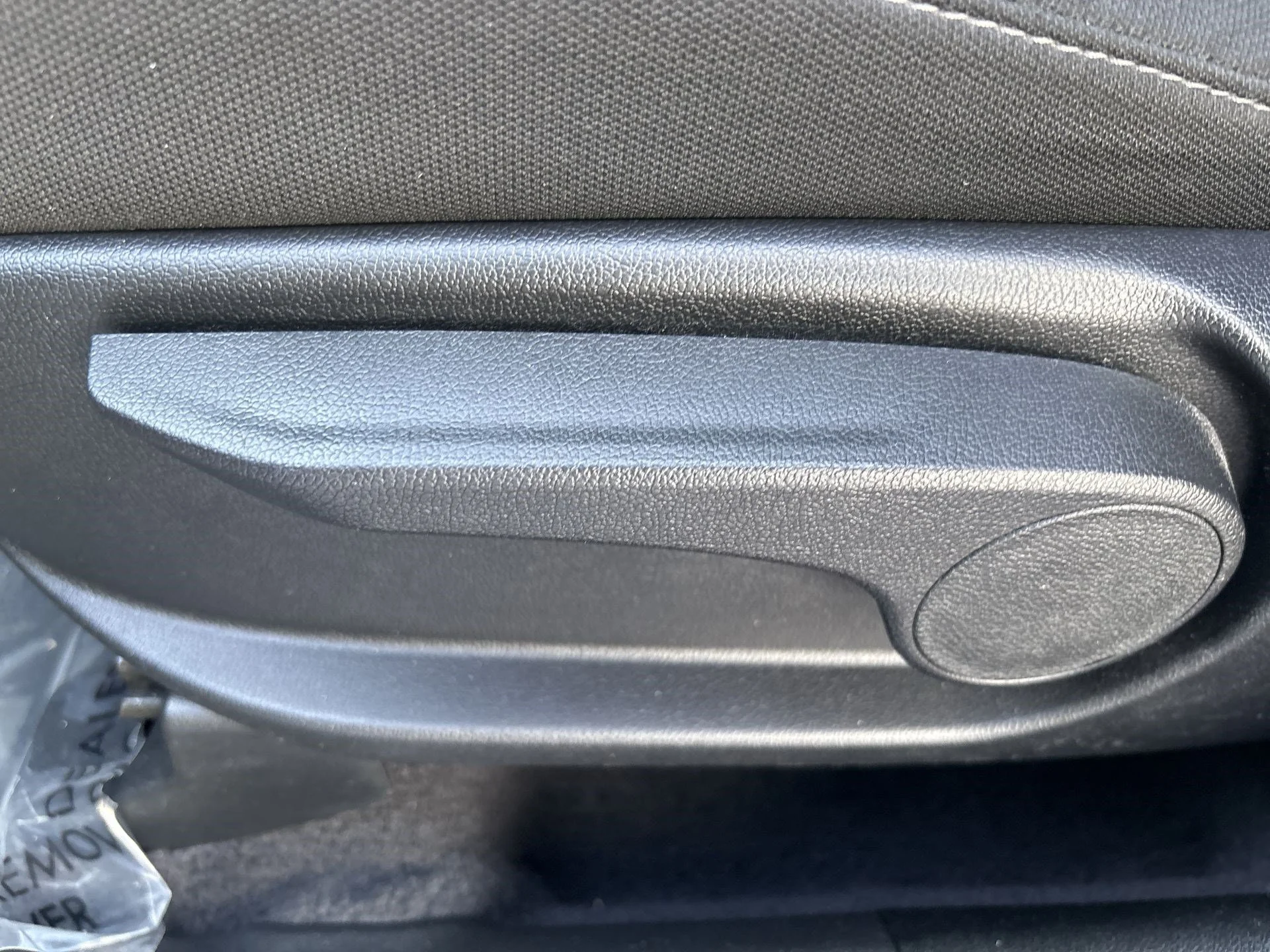 Certified Used 2025 Everlasting Silver Kia LX image 14