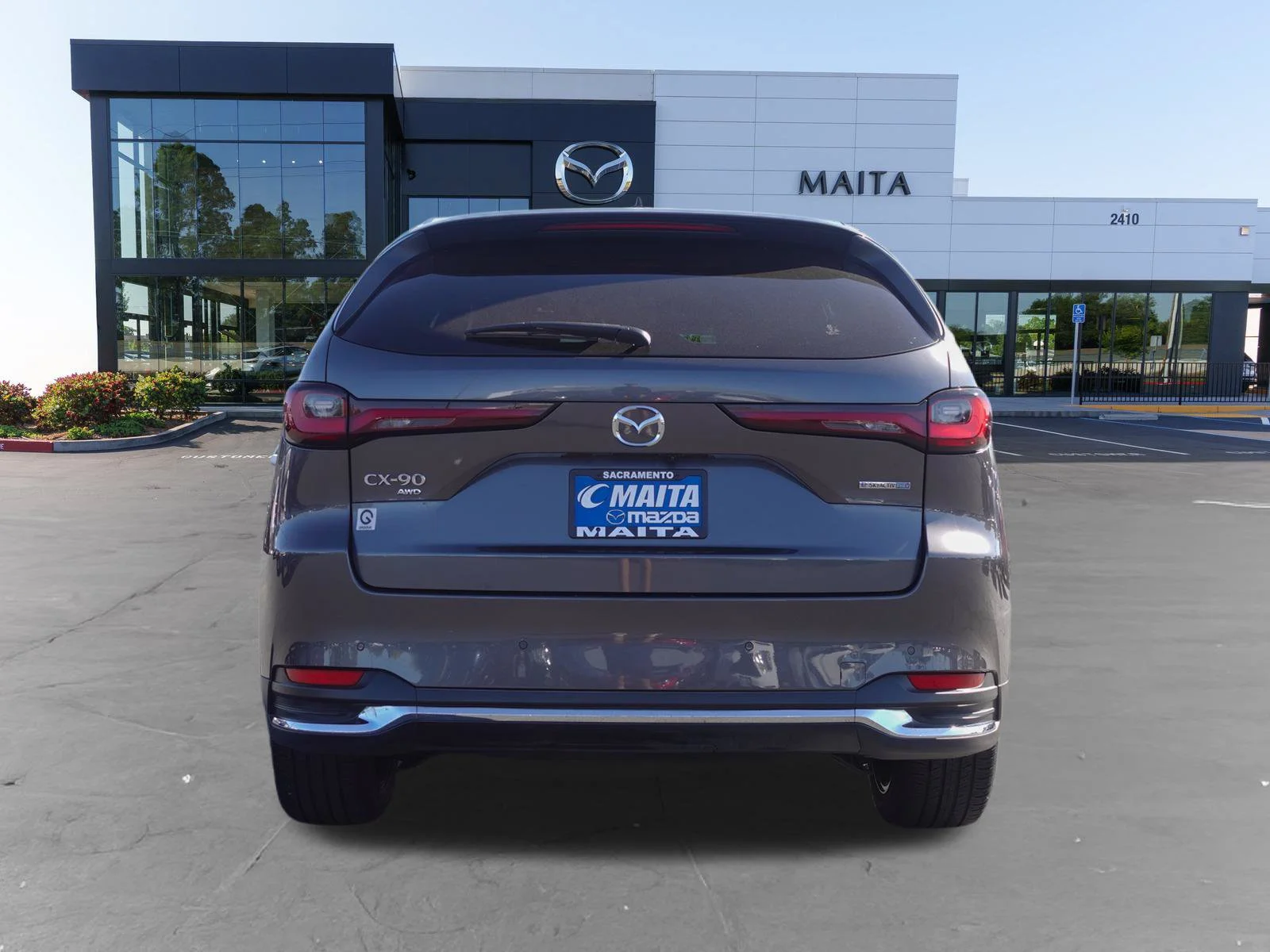 Used 2024 Machine Gray Metallic Mazda Premium Plus image 4