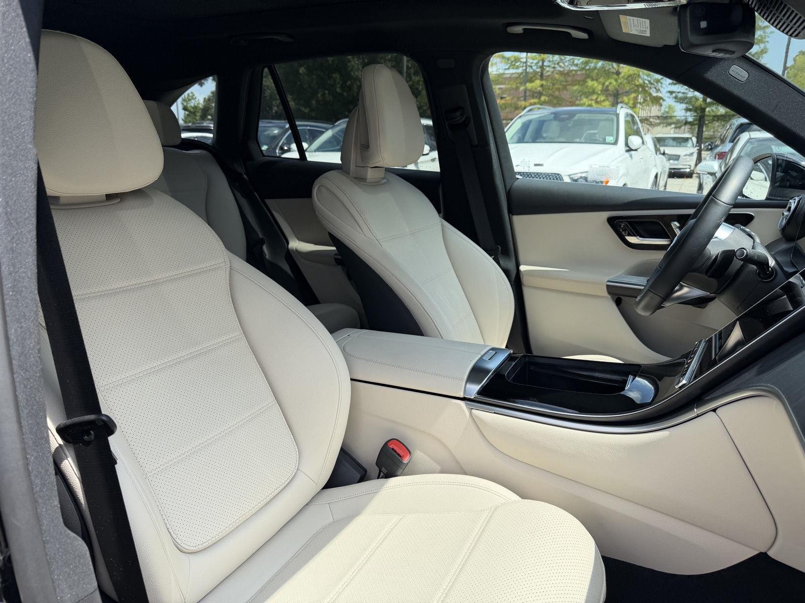 Certified Used 2026 Black Mercedes-Benz GLC 300 image 29