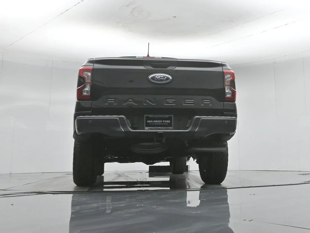 New 2026 Black Ford XLT image 46