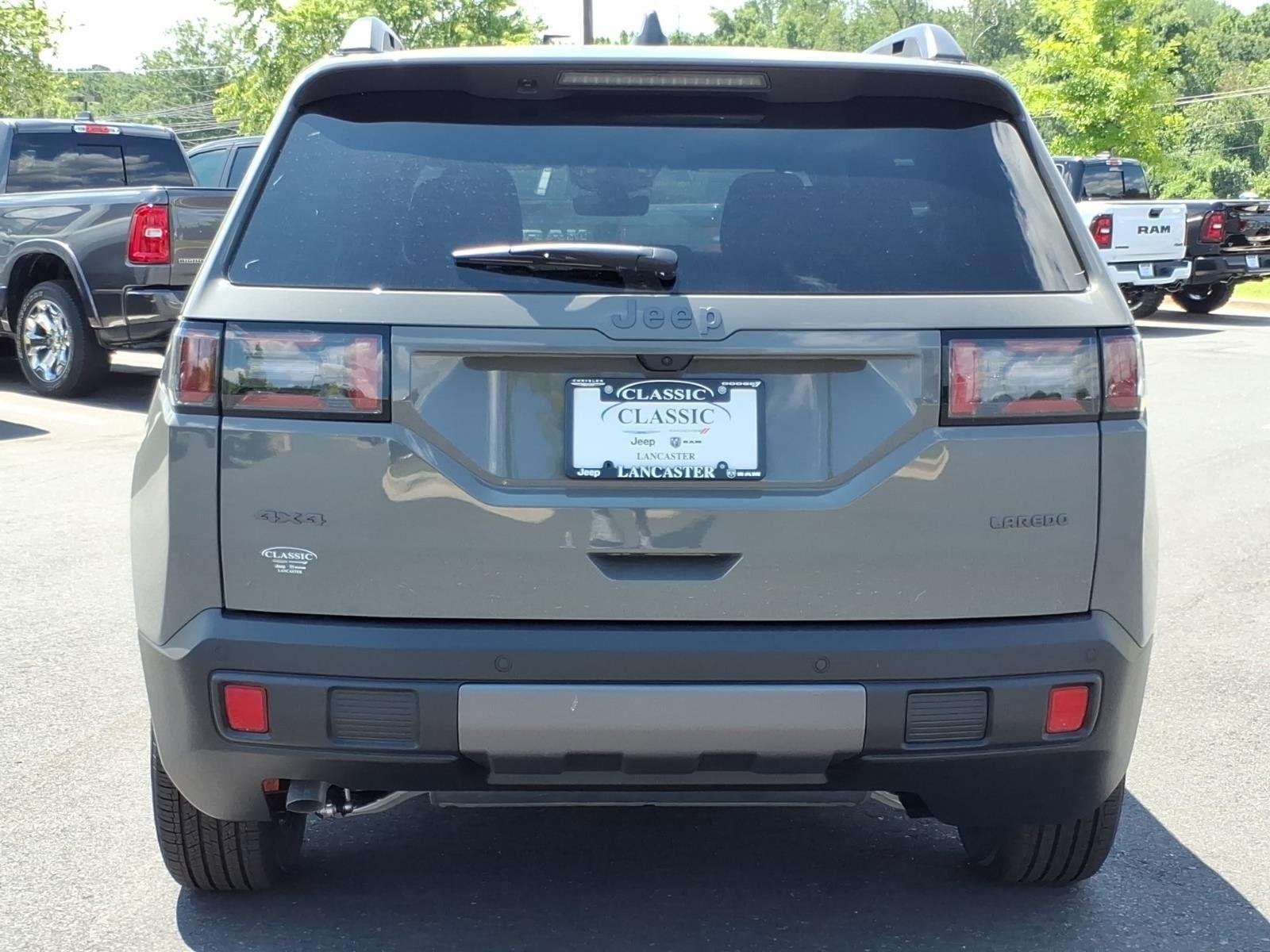 New 2026 Sting-Gray Clearcoat Jeep Laredo image 16