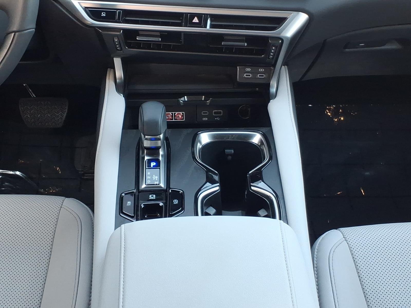Certified Used 2025 Iridium Lexus  image 15
