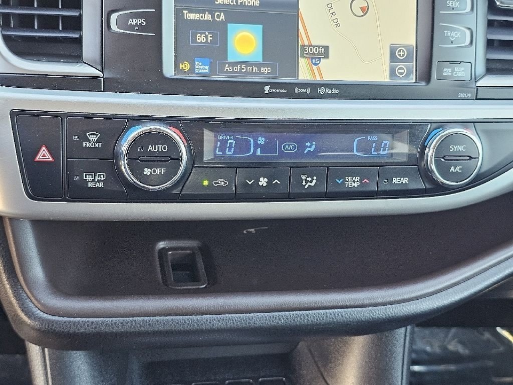 2017 Toyota Highlander XLE - Photo 29