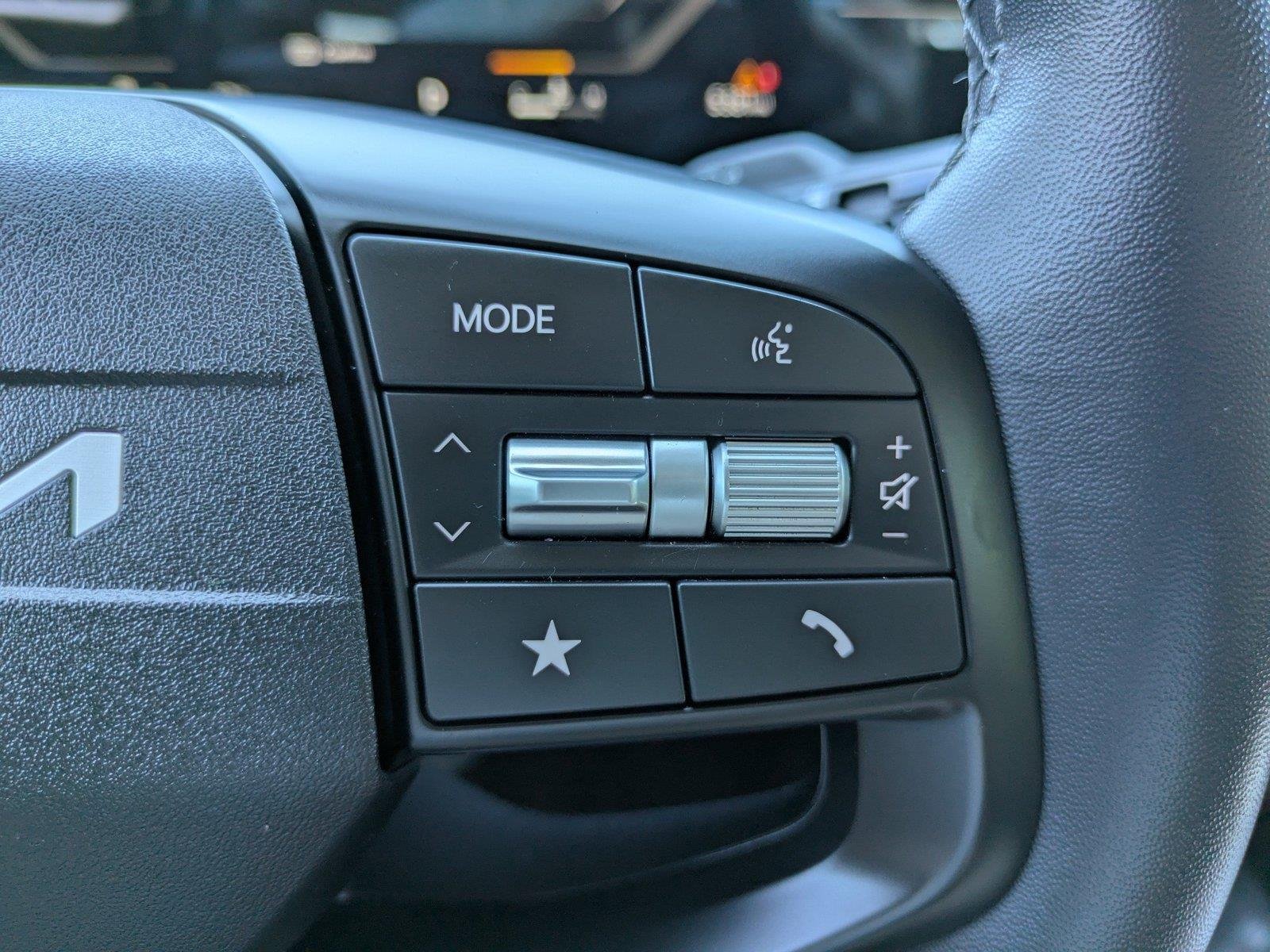 Used 2025 Steel Gray Kia EX image 23
