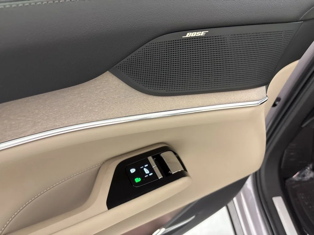 New 2026 Denim Blue Metallic Volvo Plus image 22