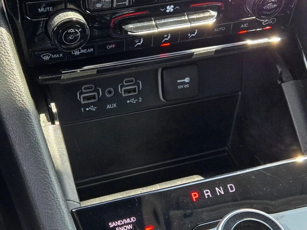 Certified Used 2023 White/off-white Jeep Limited image 30