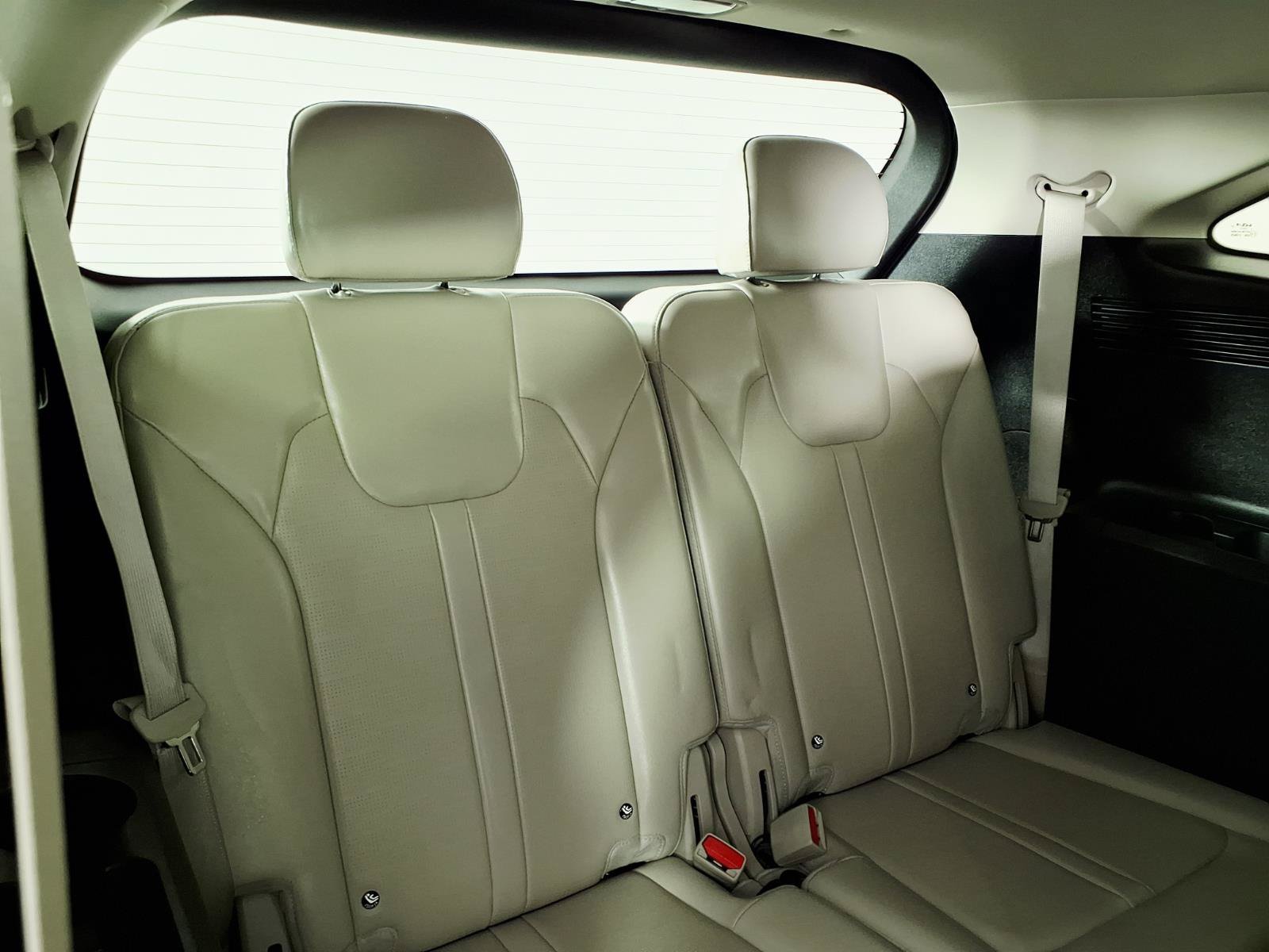 Used 2025 Glacial White Pearl Kia S image 13