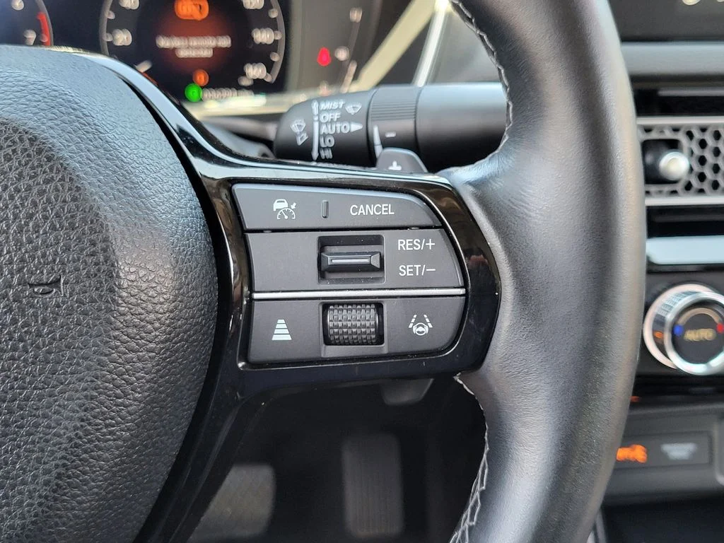 Used 2024 White Honda Touring image 6