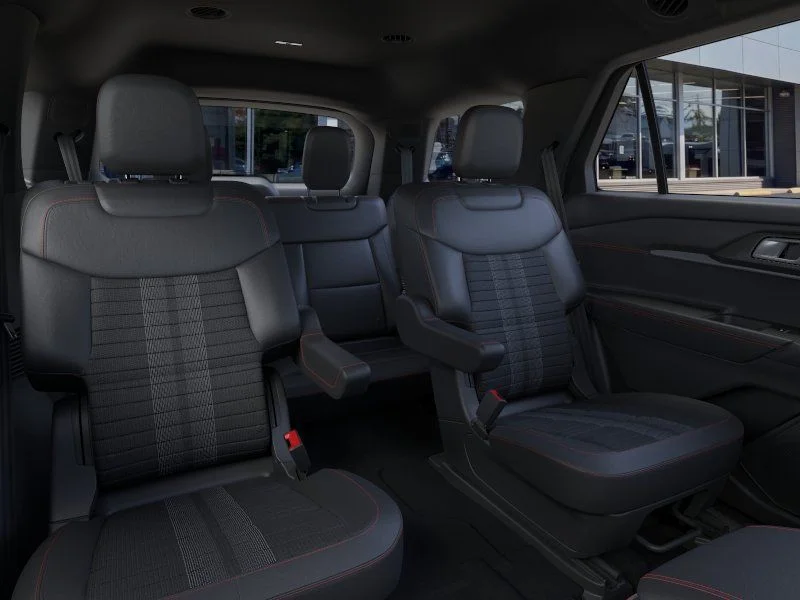New 2026 Space White Metallic Ford ST-Line image 11