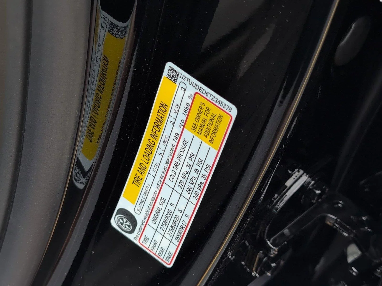 New 2026 Onyx Black GMC SLT image 35