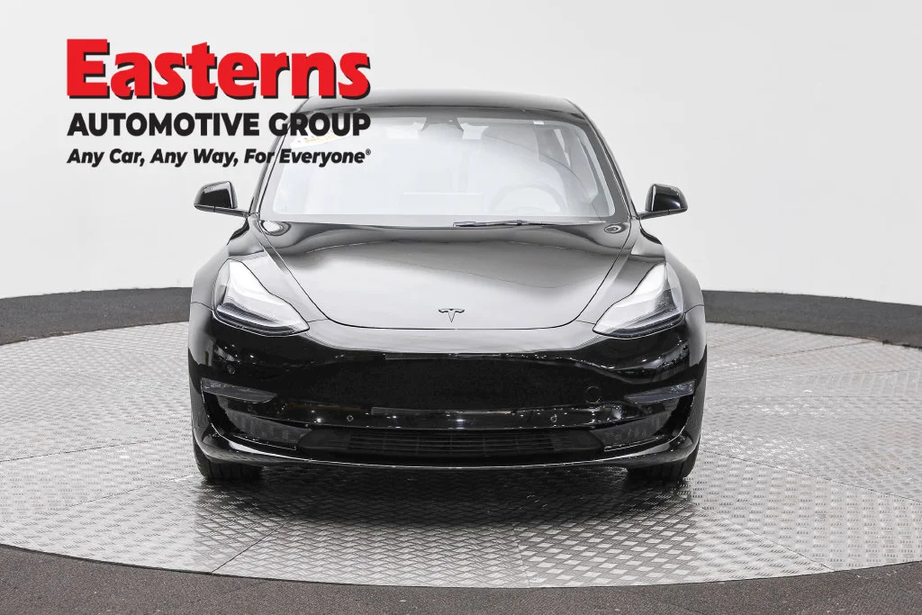 Used 2022 Black Tesla Long Range image 2
