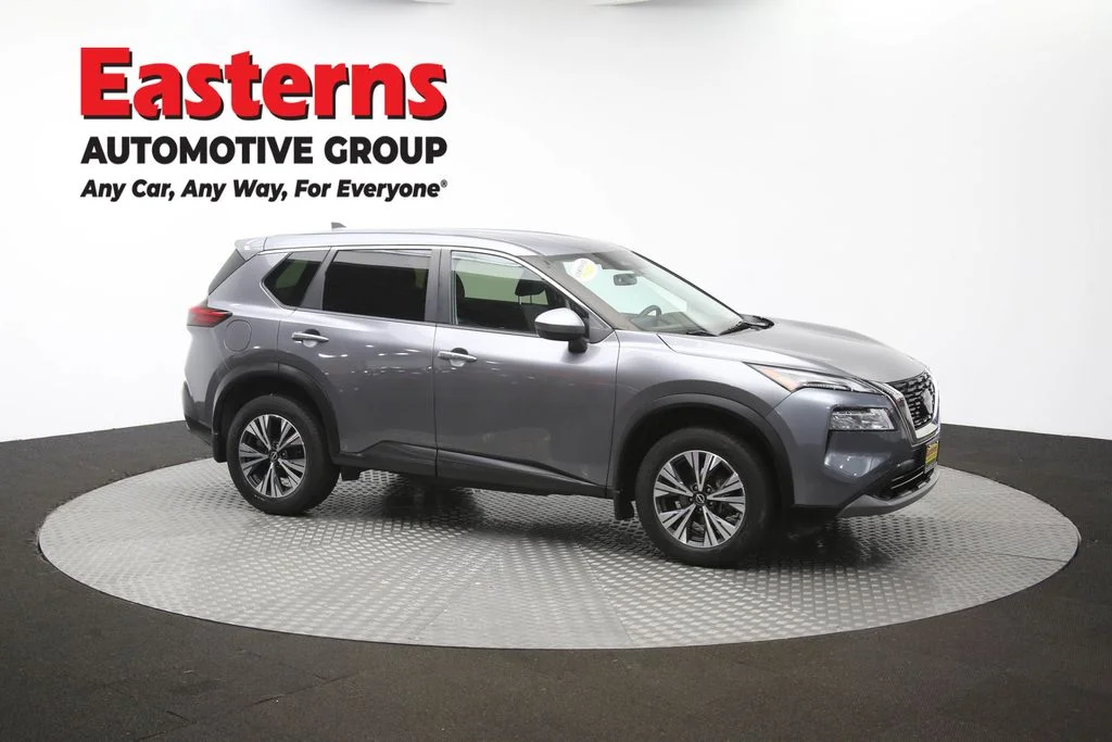 Used 2023 Gray Nissan SV image 47