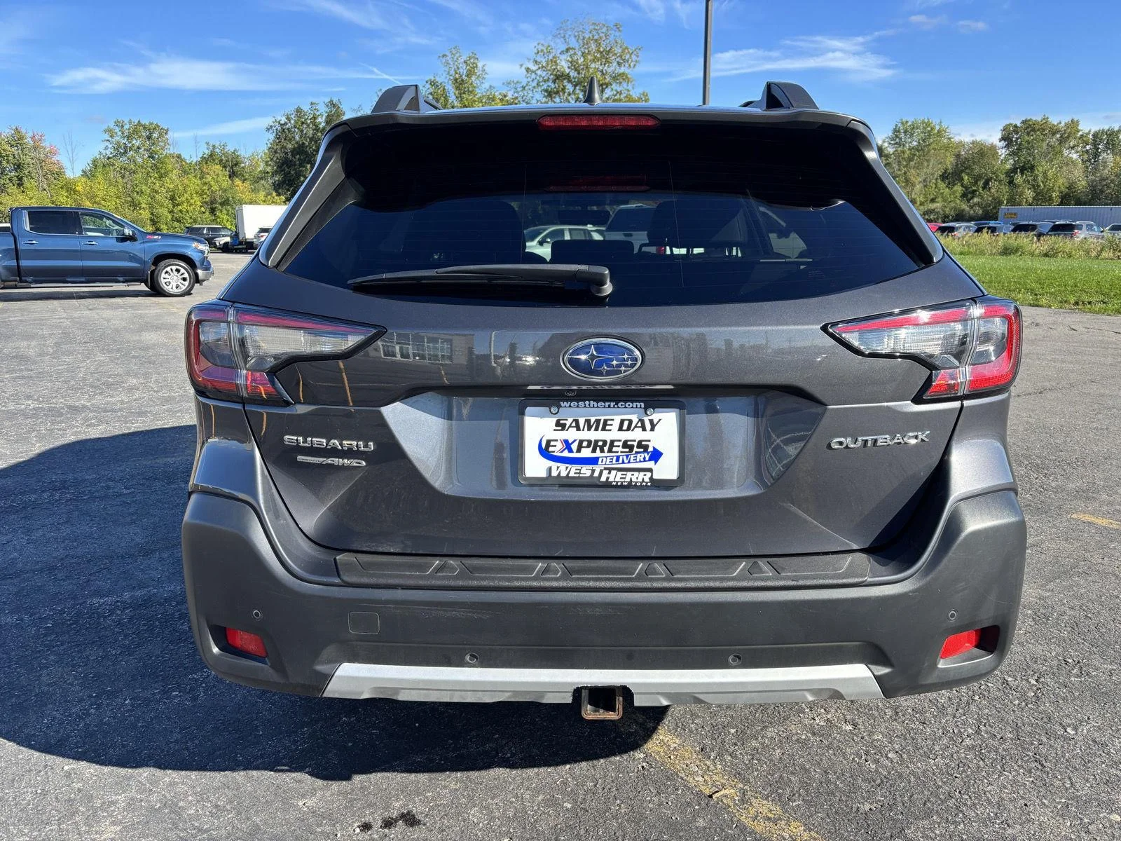 Used 2024  Subaru Limited image 6