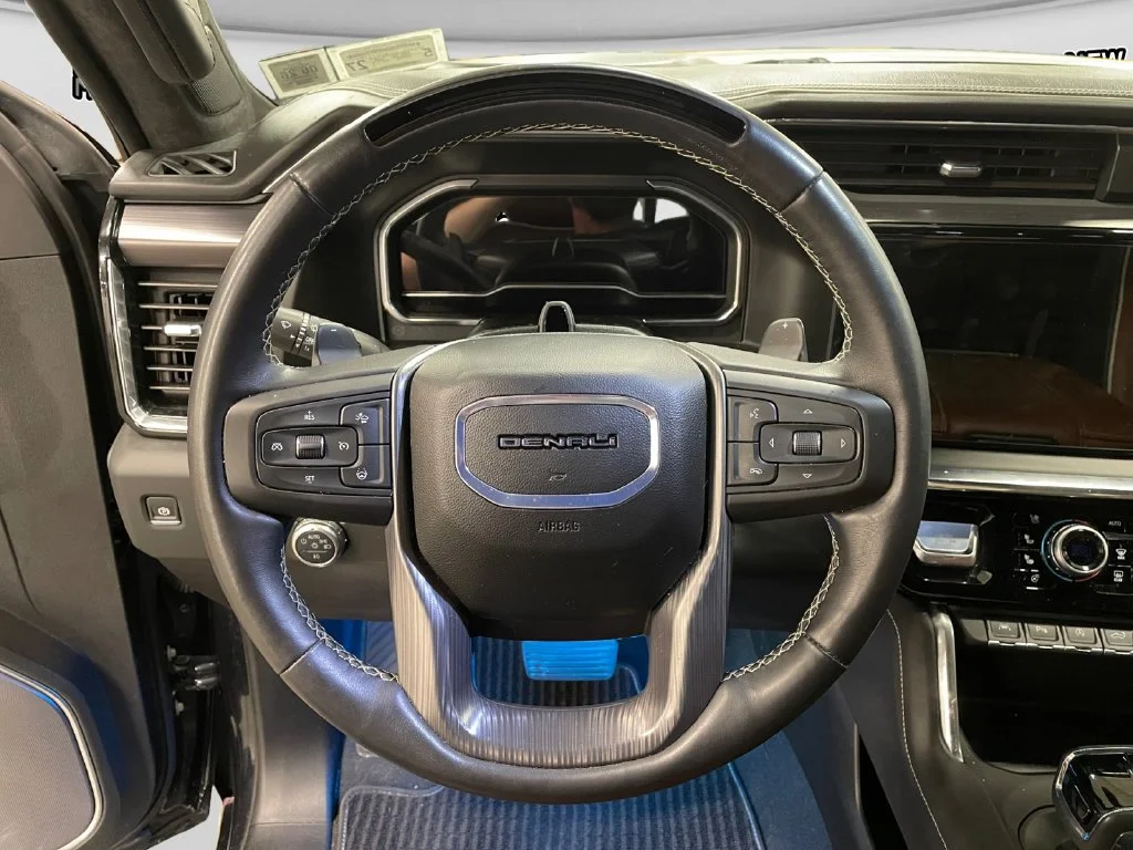 Used 2025 Titanium GMC Denali Ultimate image 12