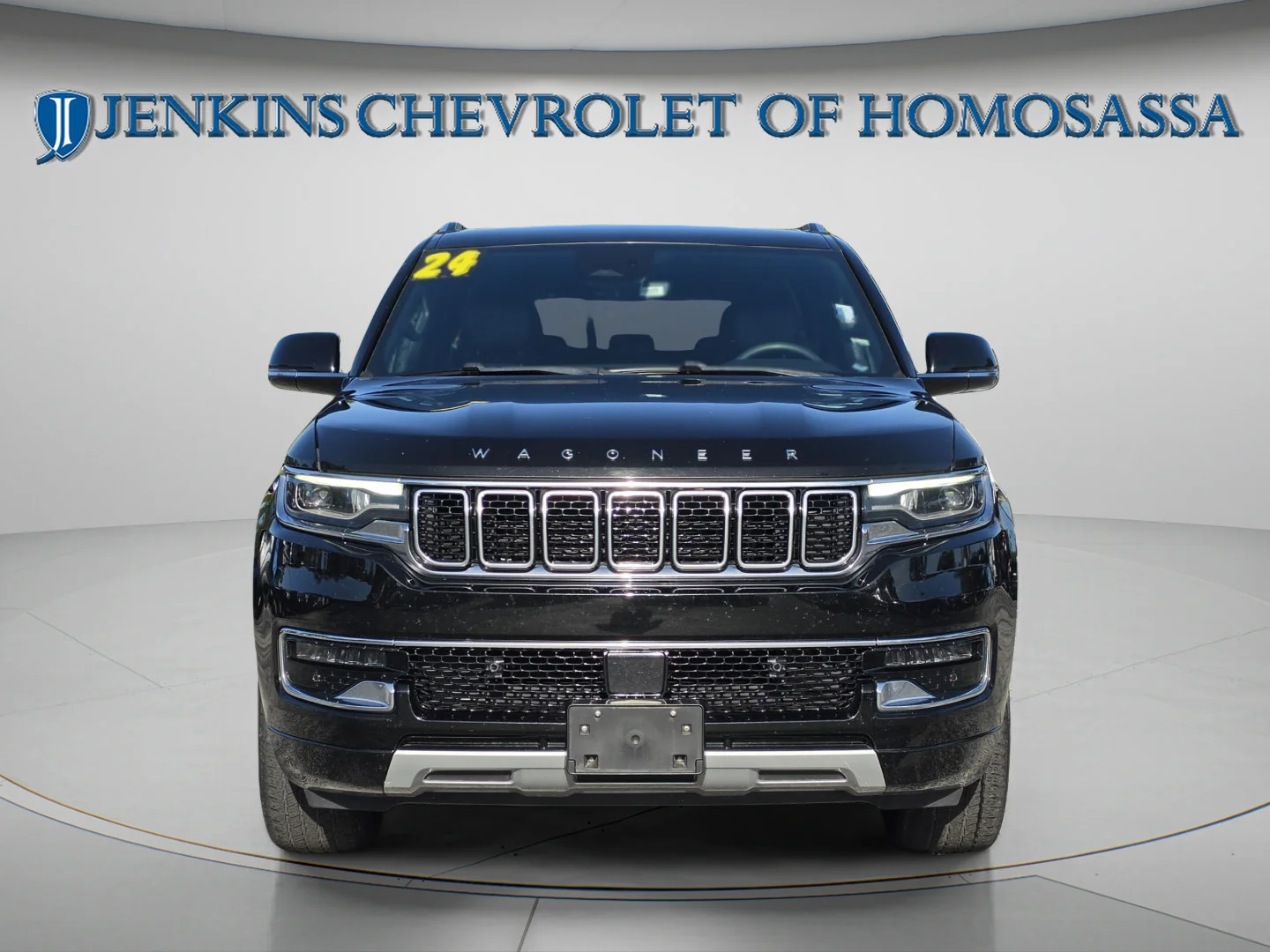 Used 2024 Diamond Black Crystal Pearlcoat Jeep Series II image 12