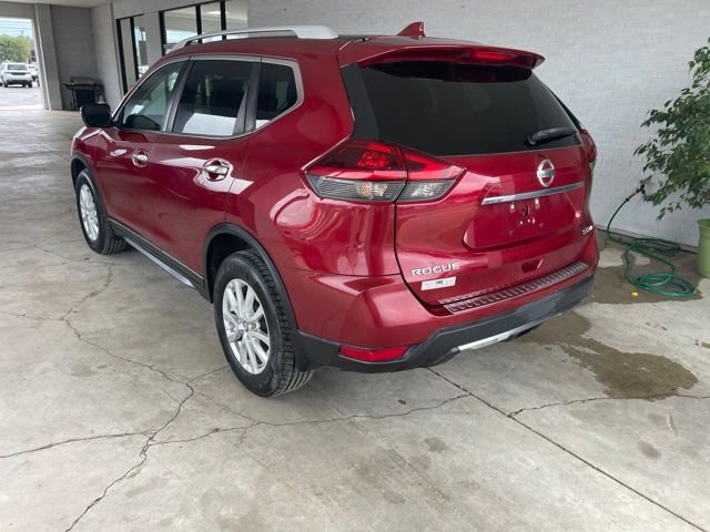 Used 2018 Red Nissan SV image 6