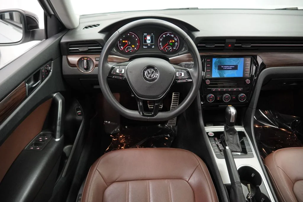 Used 2022 White Volkswagen 2.0T Limited Edition image 24