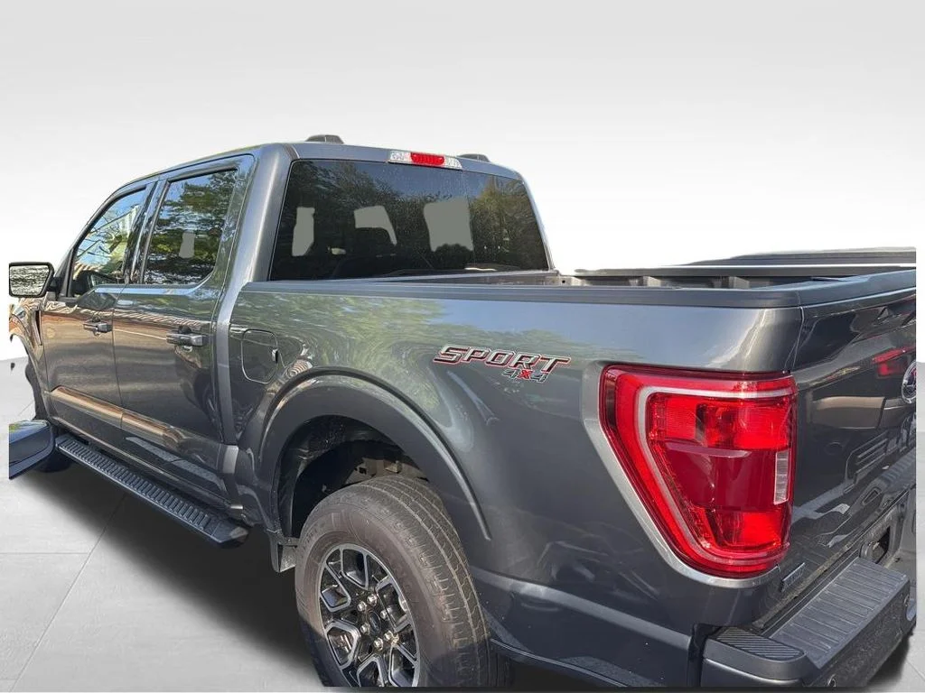 Used 2022 Gray Ford XLT image 13