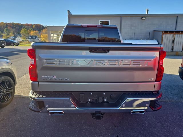 2026 Chevrolet Silverado 1500 LT photo 3