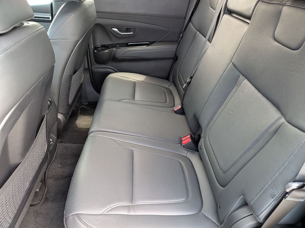 Used 2022 Black Hyundai Limited image 22