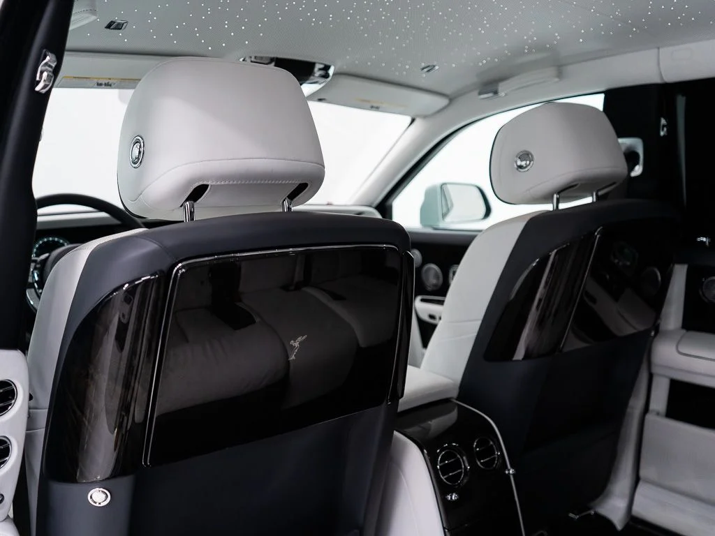 Certified Used 2023 Bespoke Crystal over Arctic White Rolls-Royce  image 24