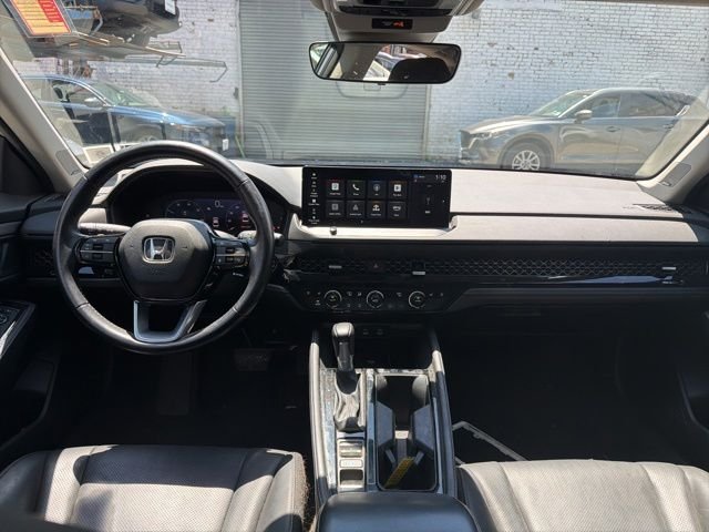 Used 2024 Gray Honda Touring image 7