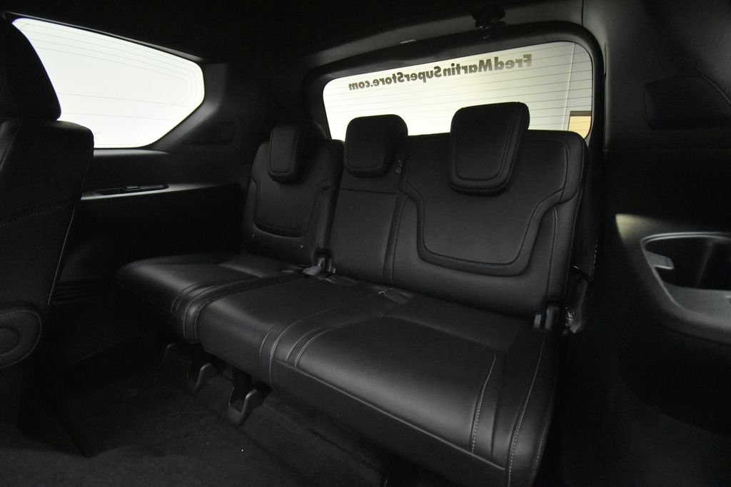 Used 2026 Alpine Metallic/Super Blk Nissan PRO-4X image 19