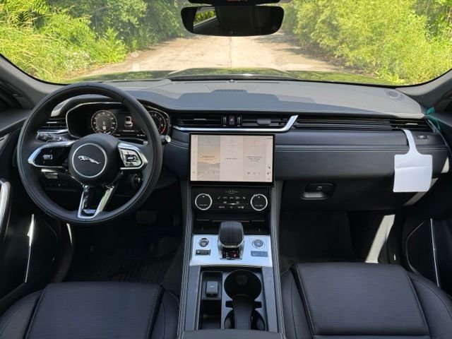 New 2026 Santorini Black Jaguar P250 R-Dynamic S image 22