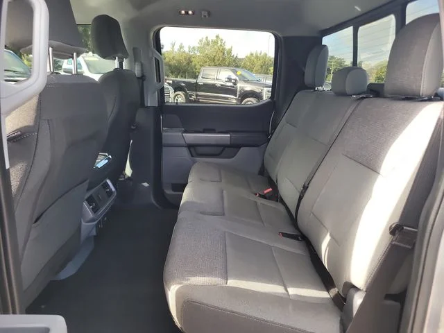 Used 2024 Silver Ford XLT image 13
