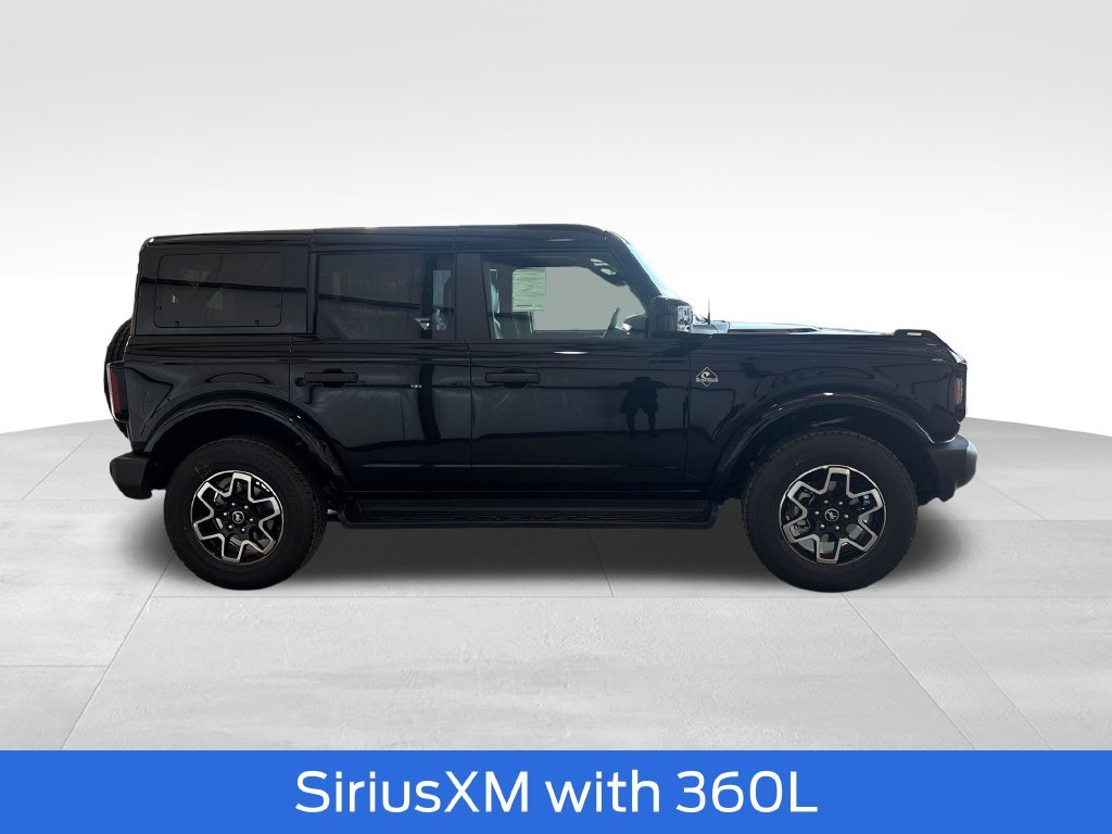 New 2026 Shadow Black Ford Outer Banks® image 8