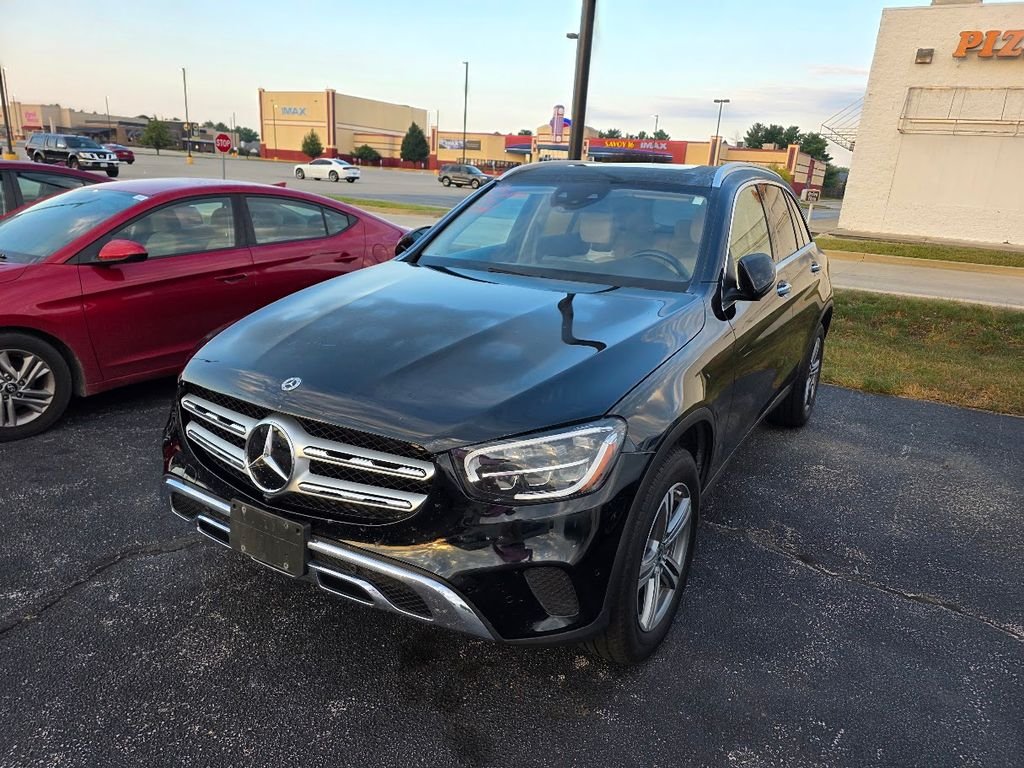 Used 2021 Black Mercedes-Benz GLC 300 image 2