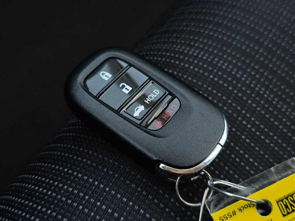 Used 2025 Silver Honda LX image 35