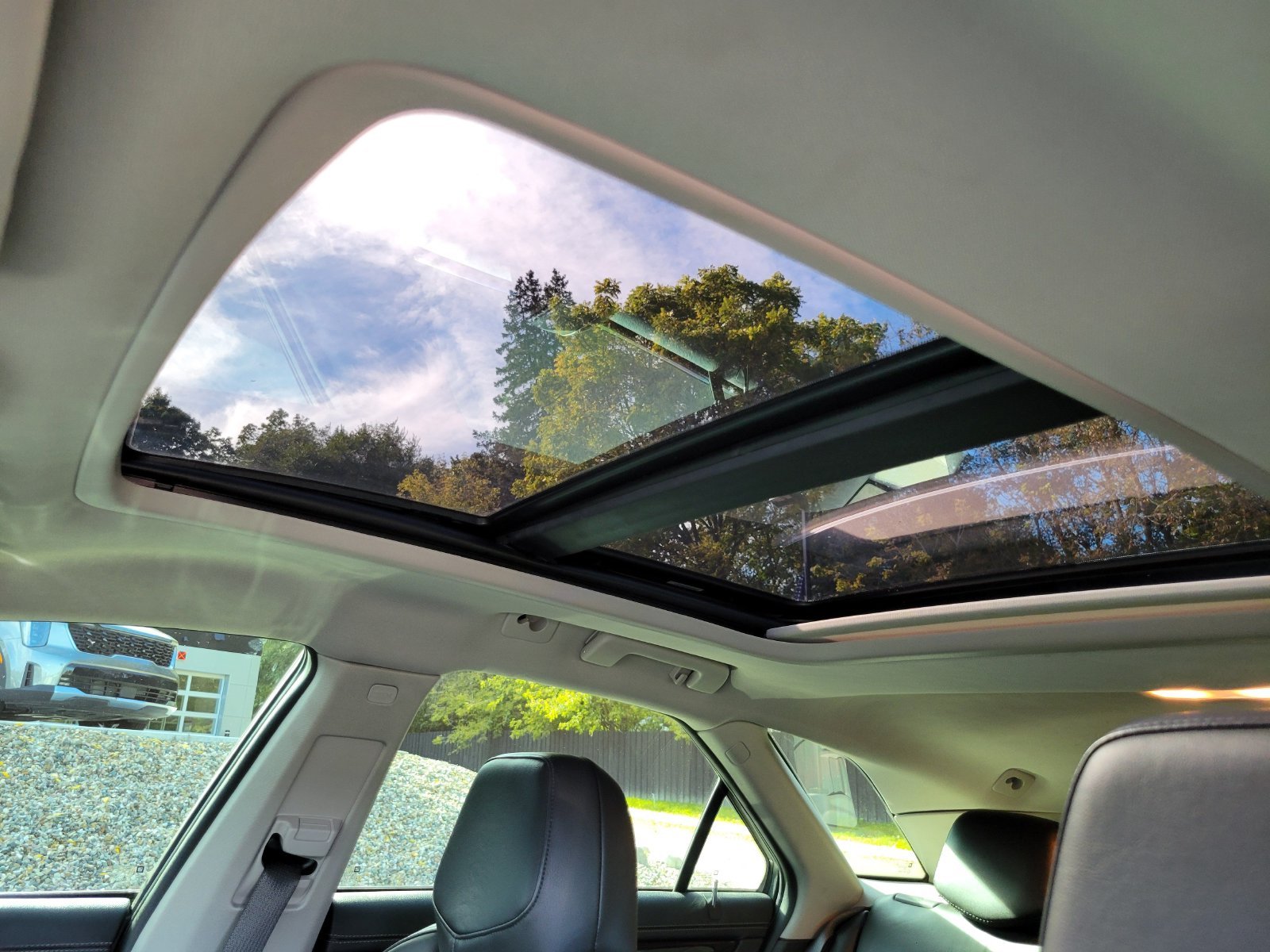 Used 2011 Black Cadillac Base image 13
